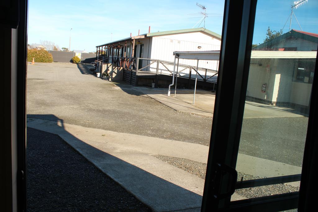Central City Camping Park Инверкаргилл Номер фото